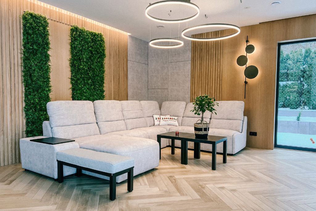 Boho, loft, japandi - jakie sztuczne rośliny pasują do stylu?